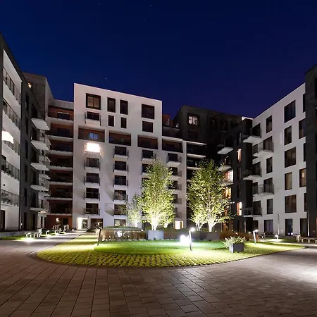 Bed&Bath Luxury Apartments-2