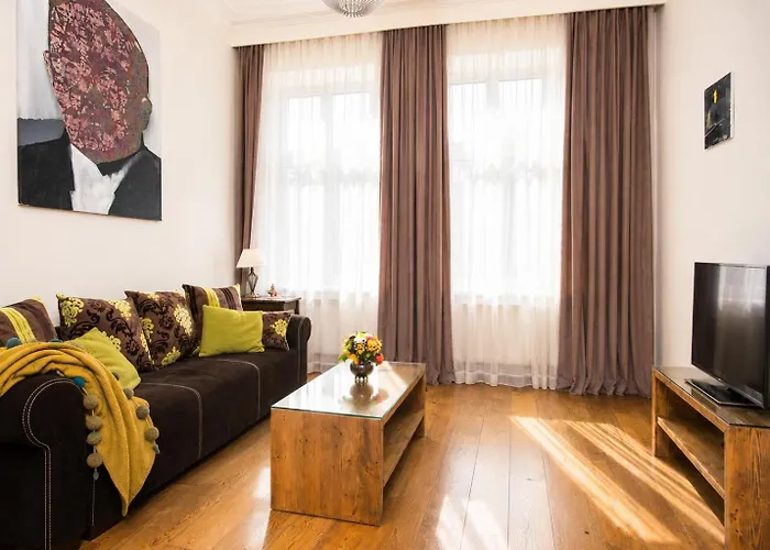 Old Town Brigue Apartment By Otium